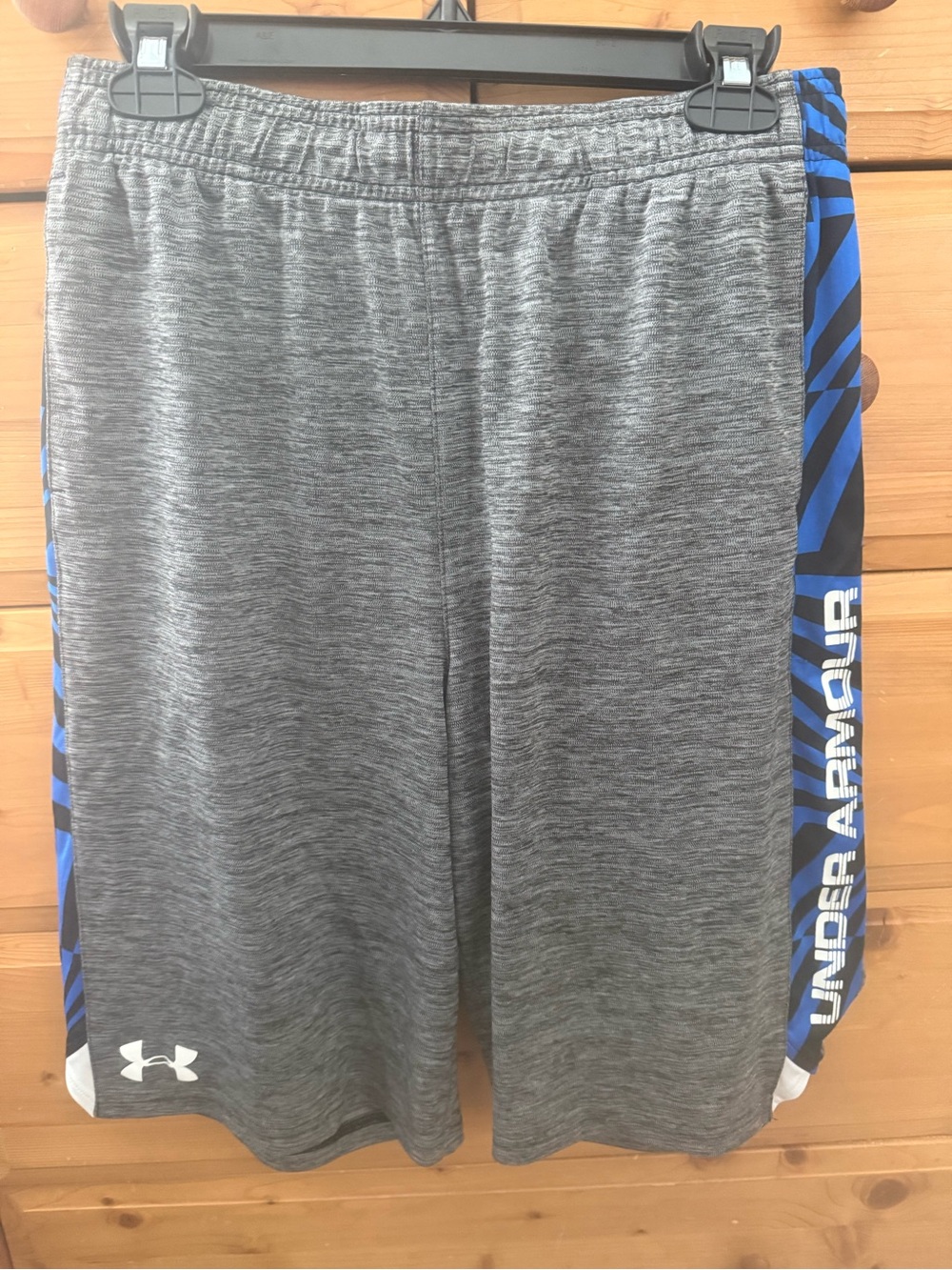 Boys XL Under Armour Gray Heather Athletic Shorts with Blue Side Panels